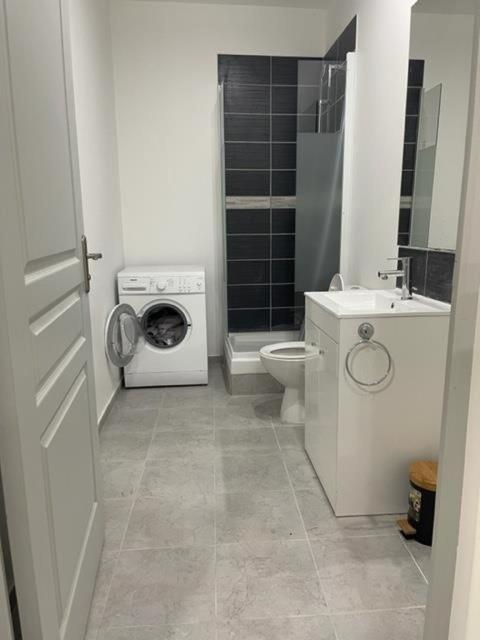 Rdc - Appartement F3 Villiers Le Bel 95 Proche De Paris Roissy Buitenkant foto